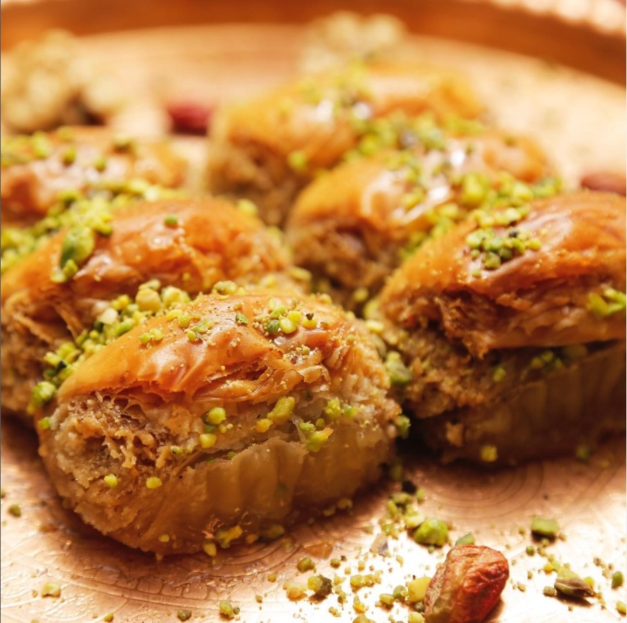 دلبر گردو ,  ,   باقلوا لند , baklava land , دلبر گردو